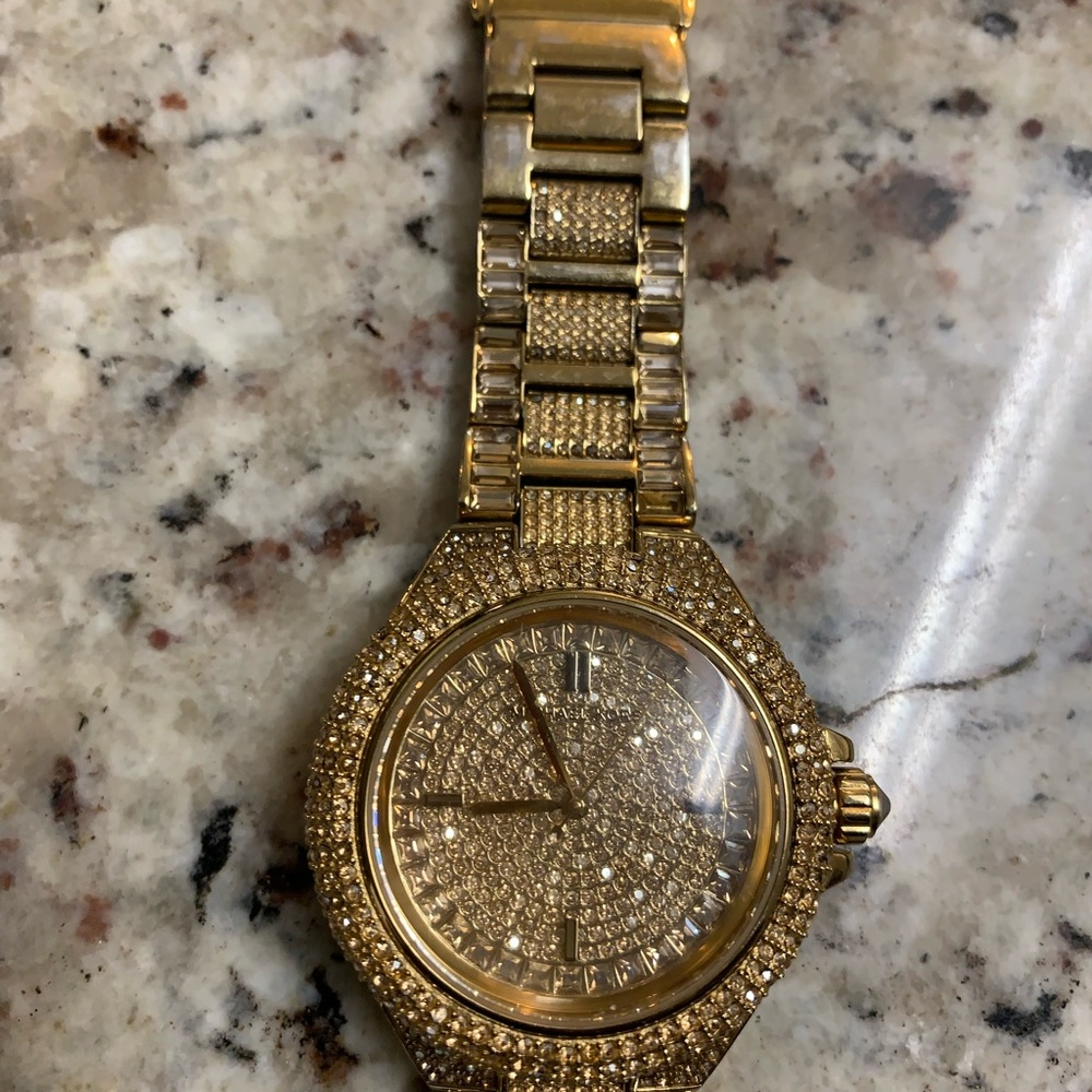 Ladies crystal bling Michael Kors watch - Picture 7 of 7